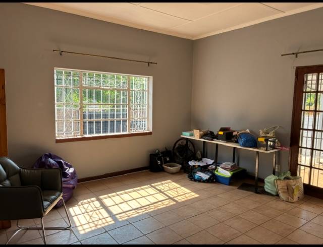 3 BEDROOM FREEHOLD FOR SALE IN EDENDALE